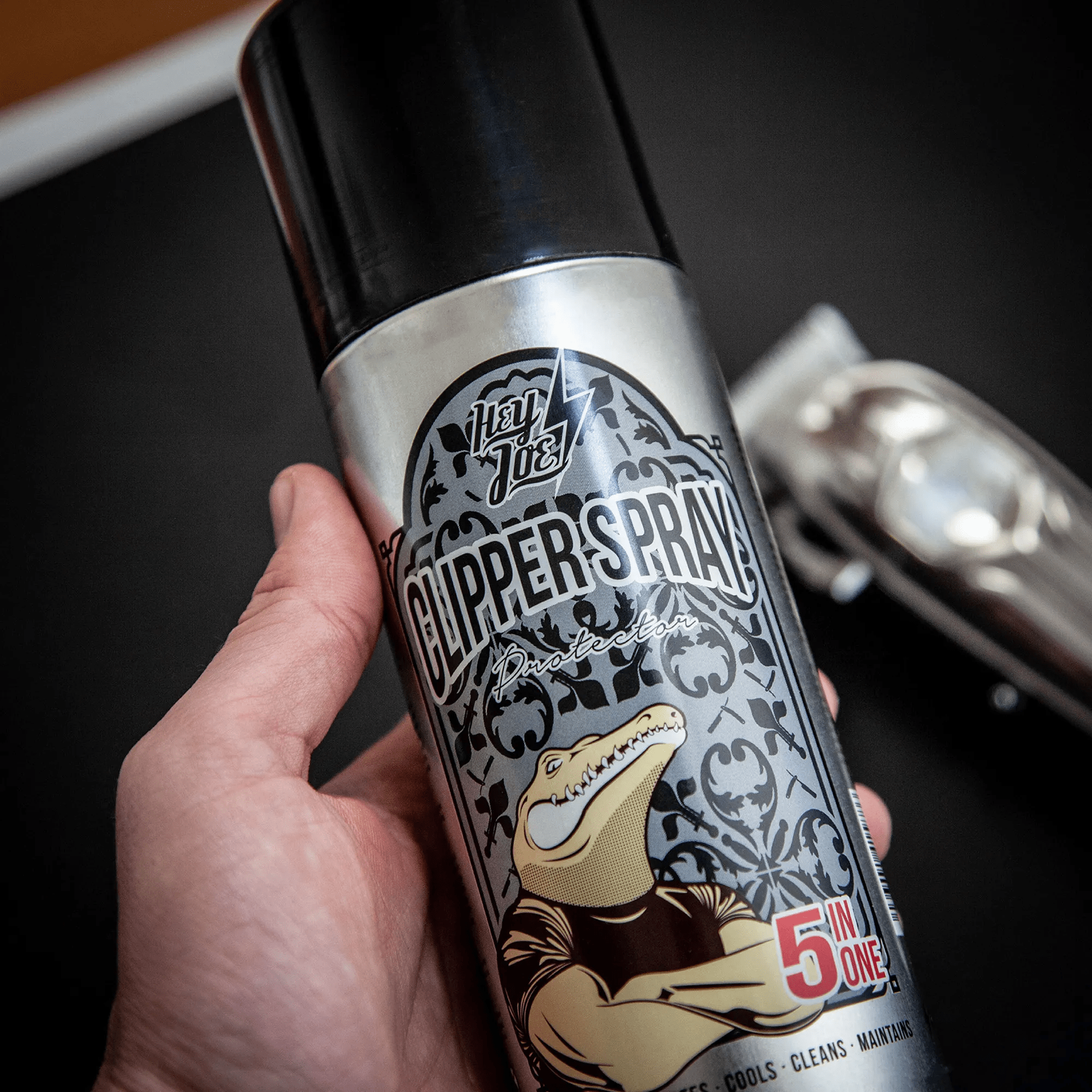 Clipper-Spray-Hand.jpg.png