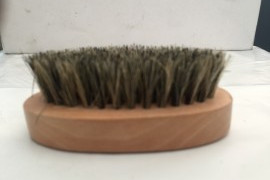 Cepillo mediano para barba