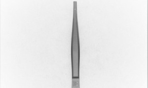 PINZA ERBE Punta en V